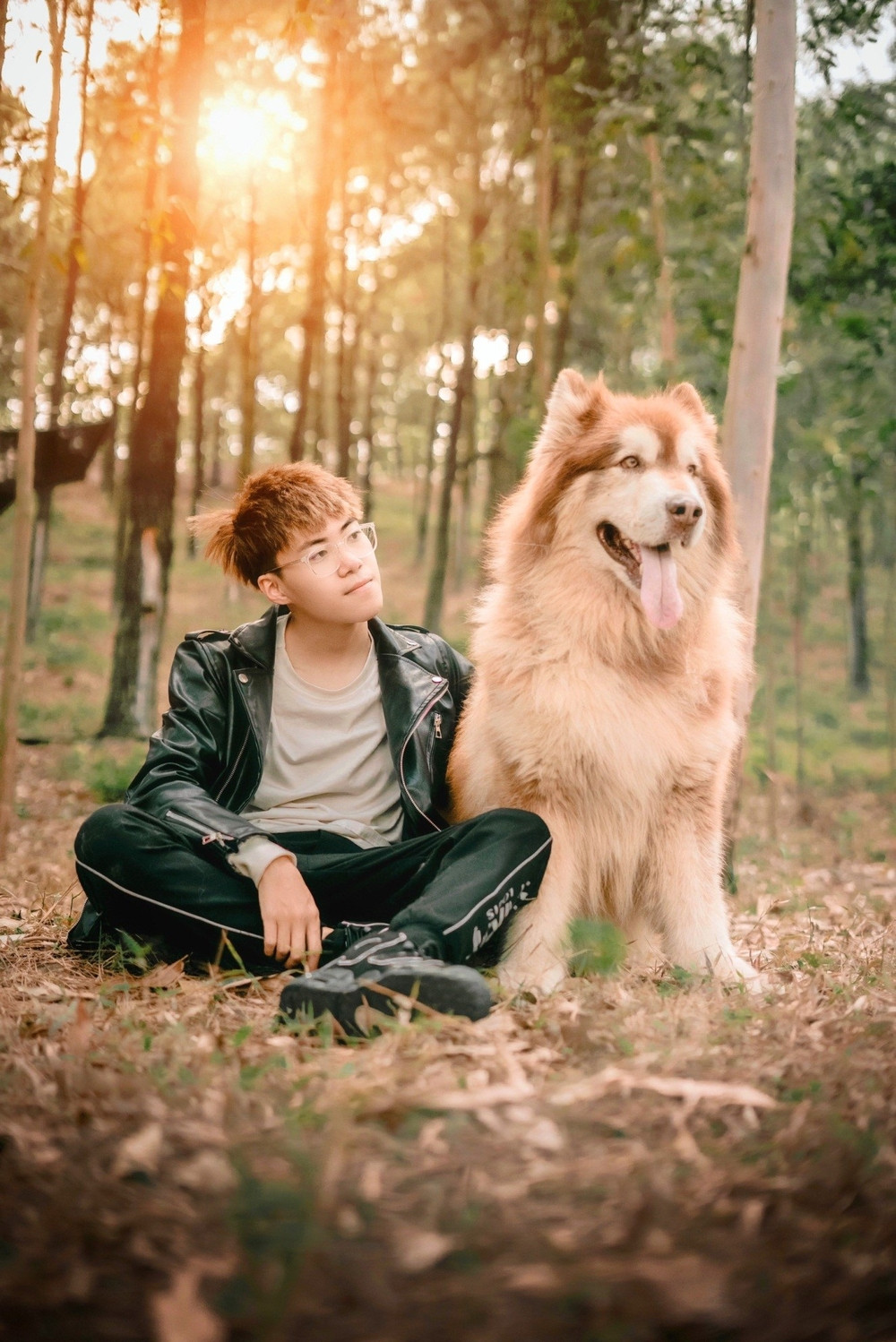 Cuoc song cua hot youtuber 9x noi tieng tu clip voi dong vat trieu view-Hinh-2