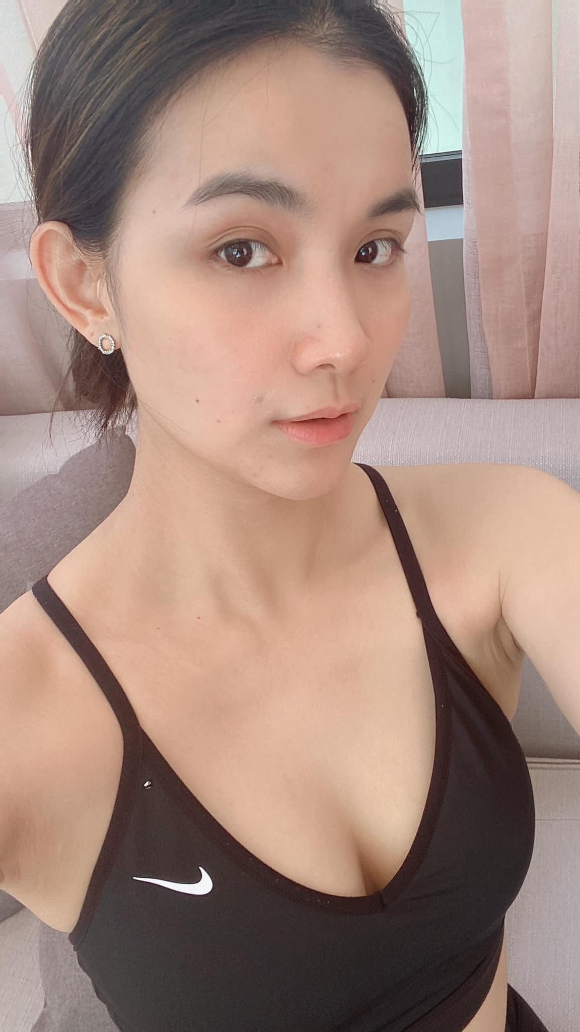 Cô được xem là một trong những người đẹp có cuộc sống, sự nghiệp trọn vẹn. Ảnh: FB Nguyễn Thuỳ Lâm