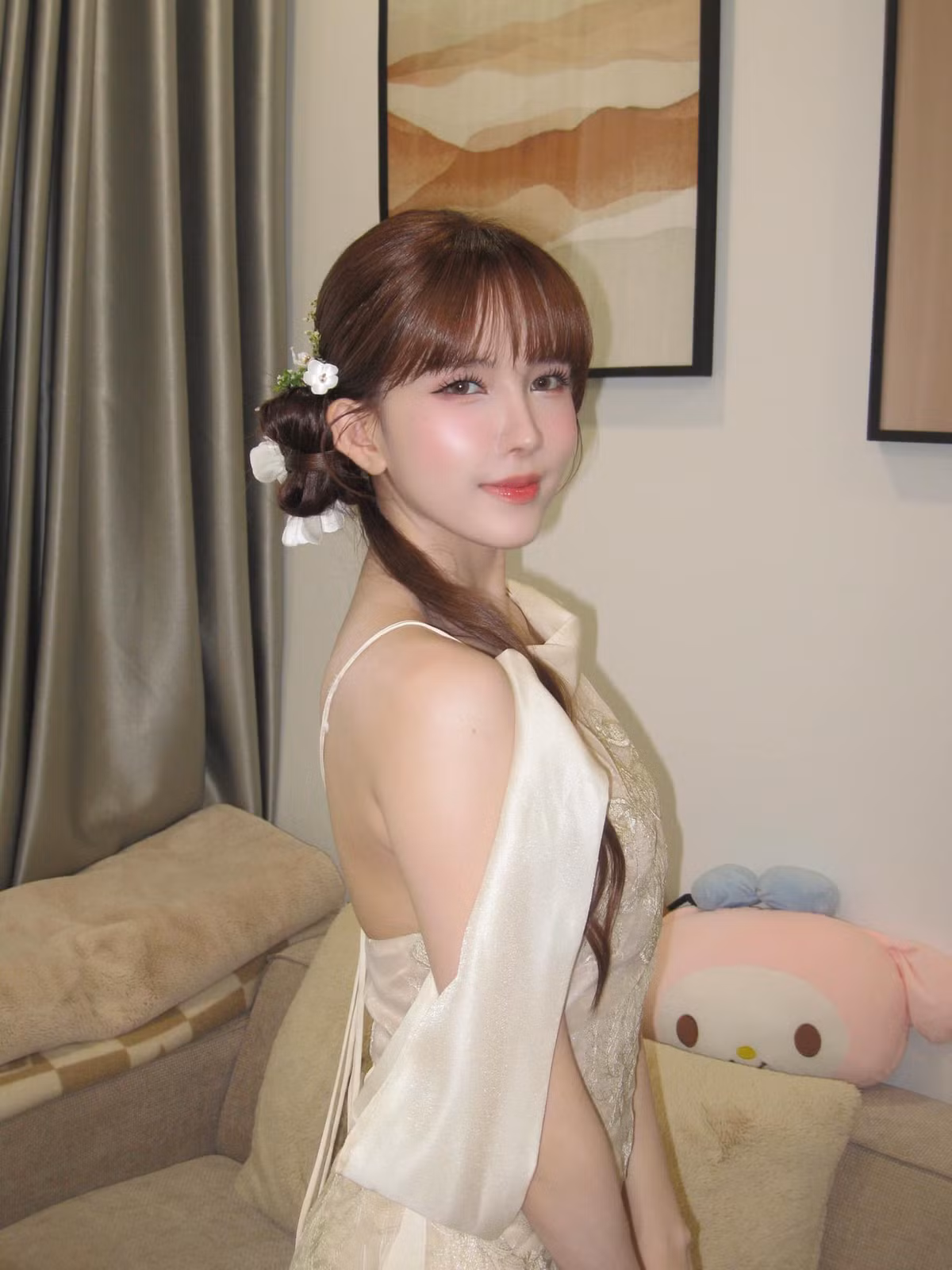 Thiều Bảo Trâm dịu dàng đến lạ hậu công khai chia tay bạn trai kém tuổi. Ảnh: FB Thiều Trâm