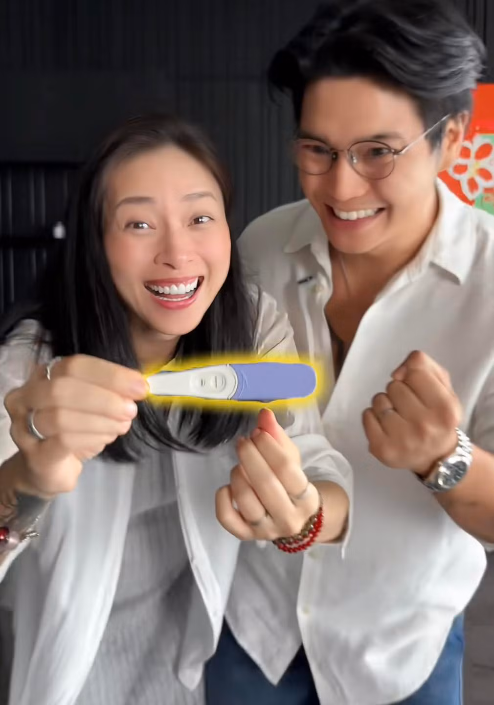 Ngô Thanh Vân - Huy Trần hạnh phúc thông báo có con đầu lòng nhân kỷ niệm 3 năm ngày cưới. Ảnh chụp màn hình