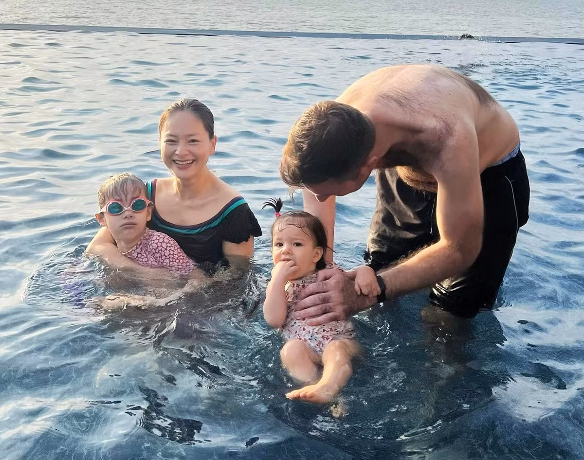 Gia đình diễn viên Lan Phương du lịch Vũng Tàu. Ảnh: FB Lan Phuong Nguyen