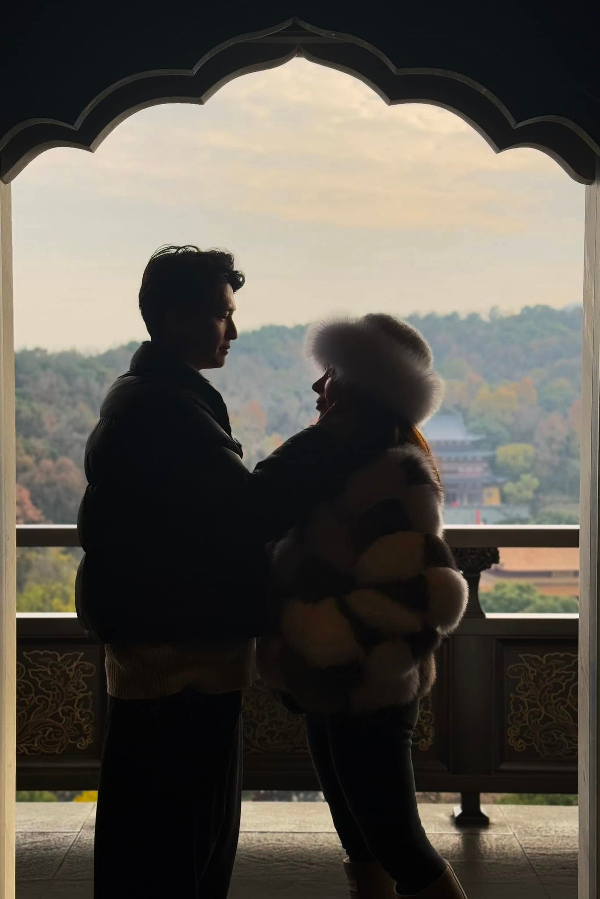 Bạch Lan Phương đăng ảnh tình cảm với Huỳnh Anh sau nghi vấn rạn nứt. Ảnh: FB Bạch Lan Phương