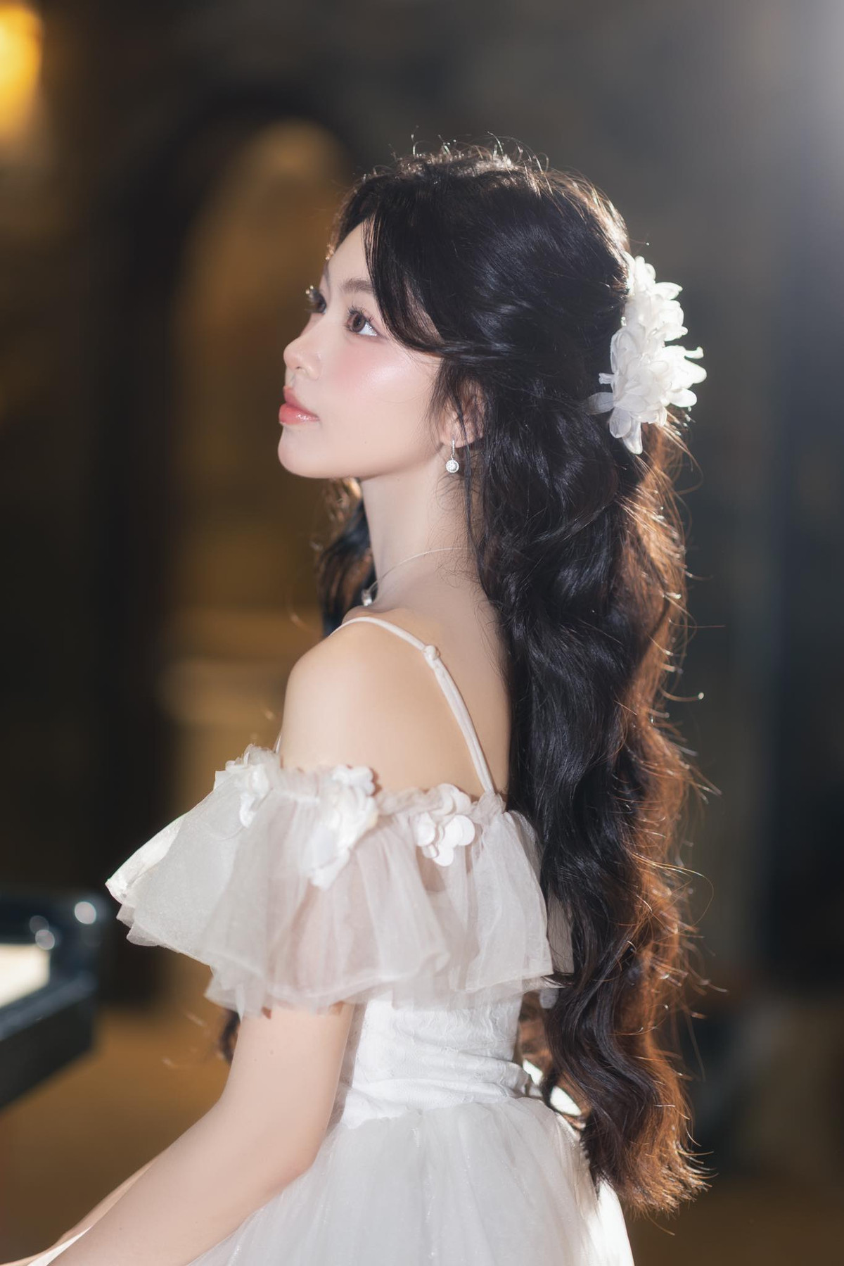 Mai Thảo Linh từ lâu đã nhận được sự quan tâm đặc biệt của công chúng bởi vẻ ngoài xinh xắn và thành tích học tập đáng nể. Ảnh: FB Mai Thảo Linh