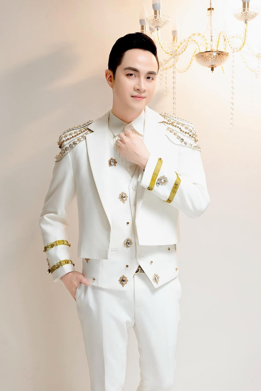 Nhật Tinh Anh đón tuổi mới. Ảnh: FB Nhật Tinh Anh