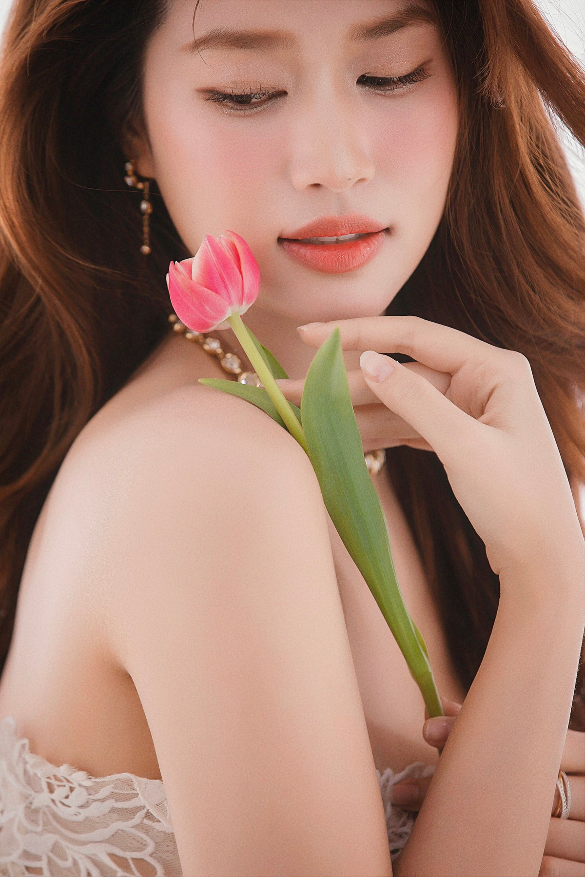  Đoàn Thiên Ân, cô gái đến từ Long An đã ghi dấu ấn mạnh mẽ trong lòng người hâm mộ sắc đẹp Việt Nam khi đăng quang Miss Grand Vietnam 2022. Ảnh: FB Đoàn Thiên Ân