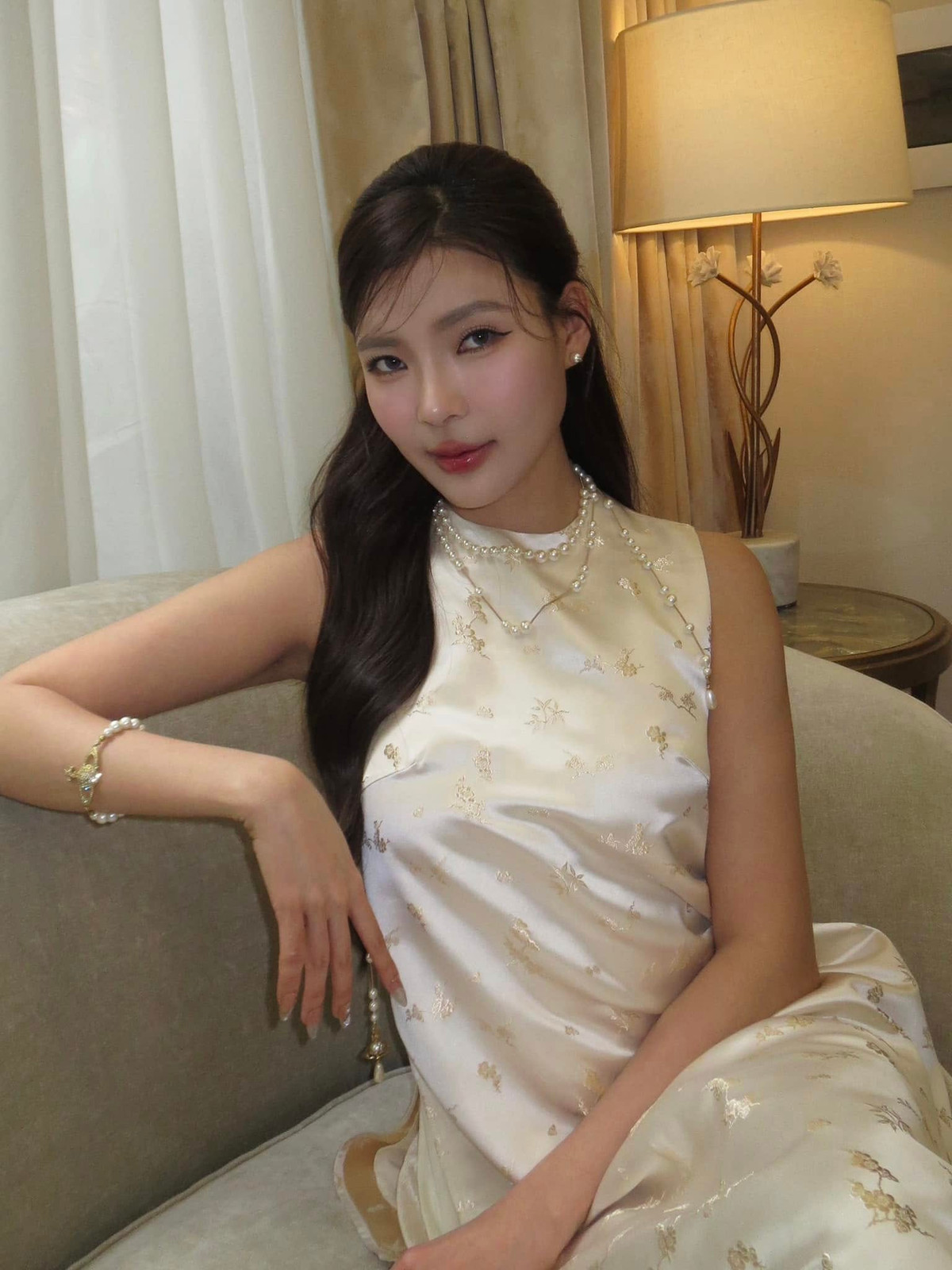 Vợ Lương Thế Thành được nhận xét ngày càng xinh đẹp, quyến rũ dù đã bước sang độ tuổi 38. Ảnh: FB Nguyễn Ngọc Thuý Diễm