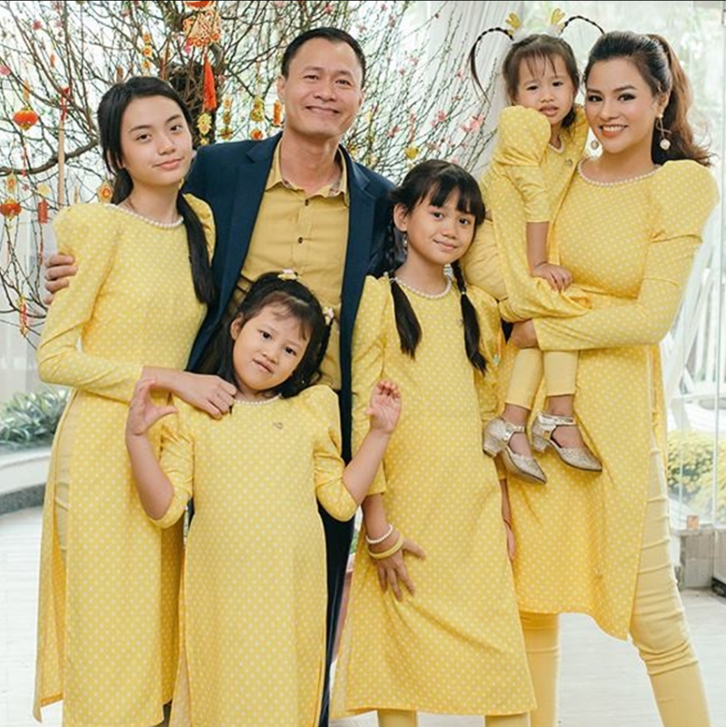 Họ sinh hai con gái lần lượt vào các năm 2013 và 2016. Trước khi đến với Vũ Thu Phương, doanh nhân Thanh Hải trải qua một cuộc hôn nhân. Ảnh: FB Vũ Thu Phương