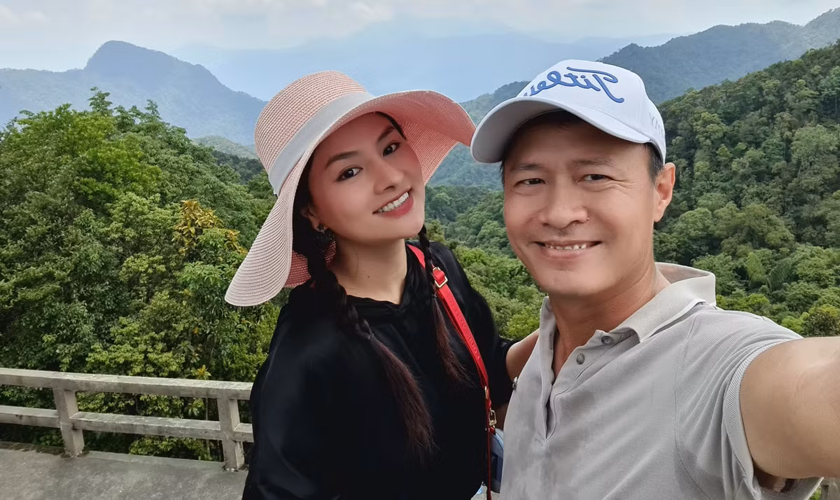 Doanh nhân Thanh Hải ủng hộ vợ theo đuổi showbiz, nhất là khi cô quyết định trở lại với nghề vào năm 2021. Ảnh: FB Vũ Thu Phương