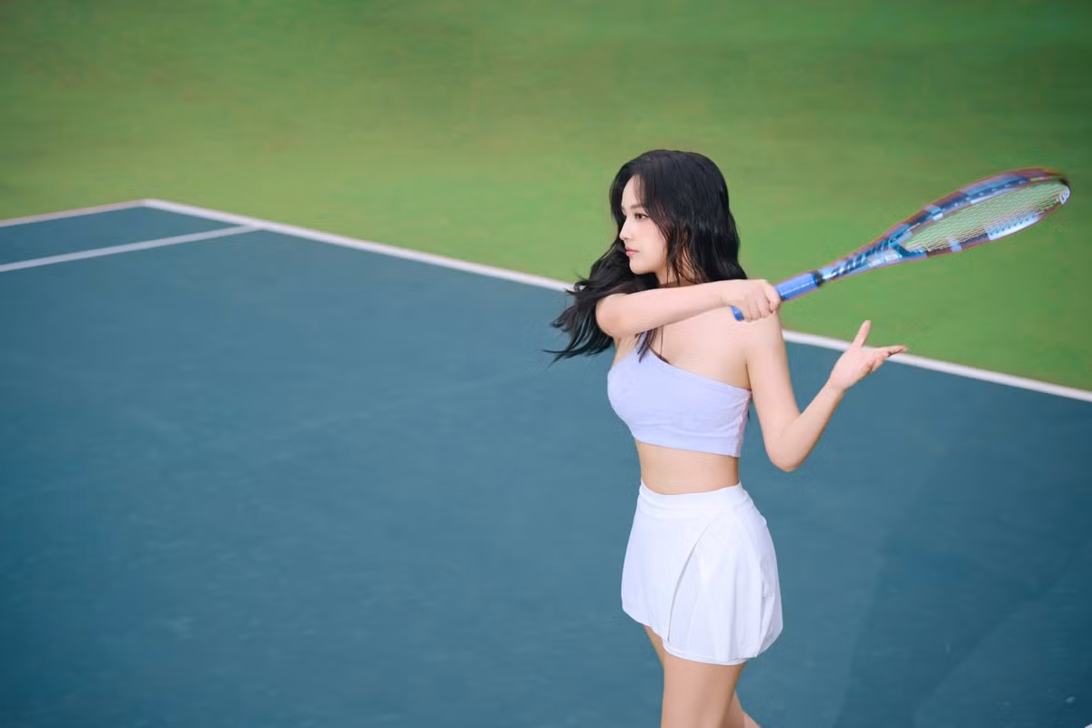 Hoa hậu Mai Phương Thúy khoe dáng đẹp hút mắt ở sân tennis. Ảnh: FB Mai Phuong Thuy