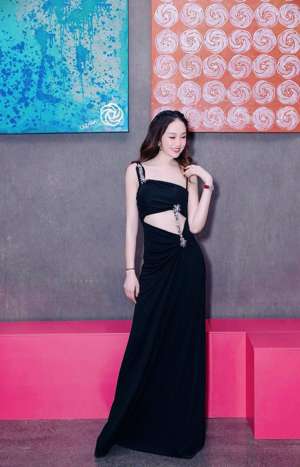 Sắc vóc của bà mẹ ba con khiến nhiều người ghen tị. Ảnh: FB Trần Thu Hương