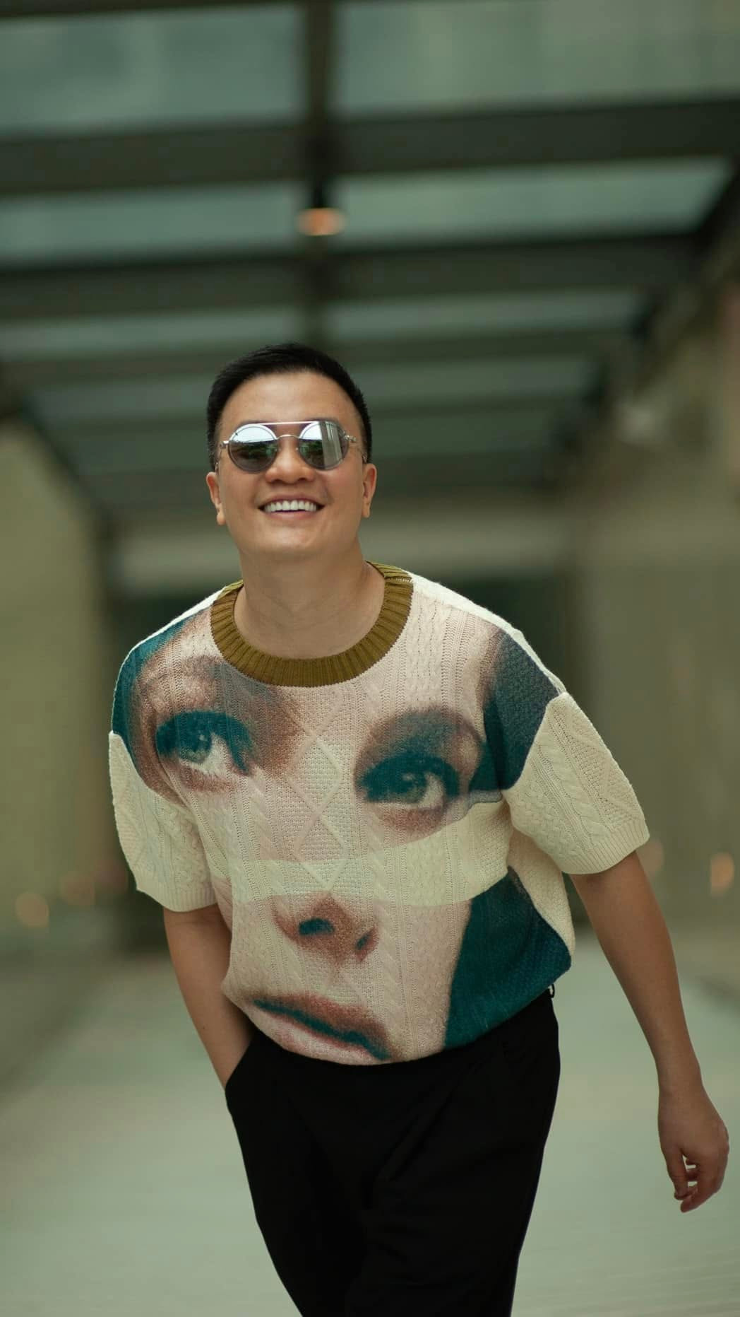 Ở tuổi 43, nam diễn viên vẫn kín tiếng trong chuyện tình cảm và sống độc thân. Ảnh: FB Hai Luong