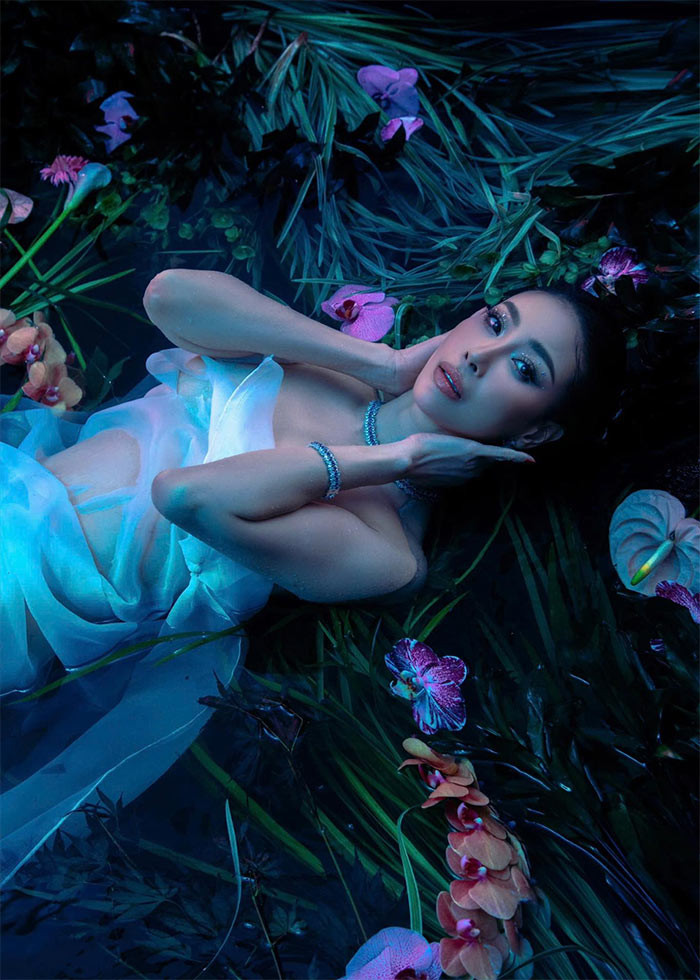 Sắp chạm ngưỡng 50 nhưng nhan sắc của Hà Kiều Anh vẫn khiến nhiều người phải ngưỡng mộ. (Ảnh: FB Hà Kiều Anh)