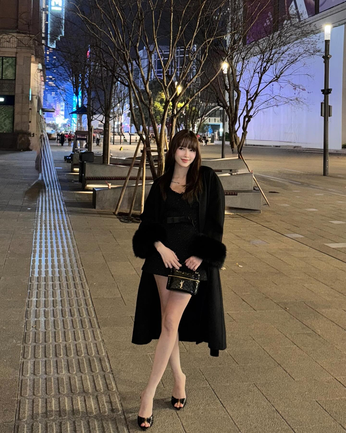 Ca sĩ Thiều Bảo Trâm gây chú ý không chỉ bởi giọng hát ngọt ngào mà còn bởi nhan sắc xinh đẹp và vóc dáng quyến rũ. Ảnh: FB Thiều Bảo Trâm