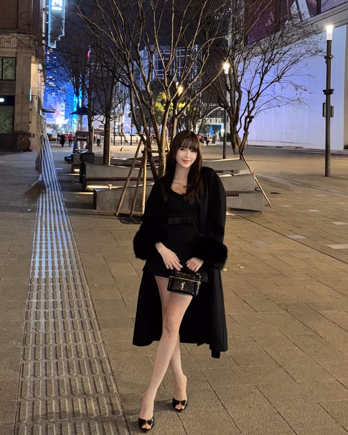 Ca sĩ Thiều Bảo Trâm gây chú ý không chỉ bởi giọng hát ngọt ngào mà còn bởi nhan sắc xinh đẹp và vóc dáng quyến rũ. Ảnh: FB Thiều Bảo Trâm