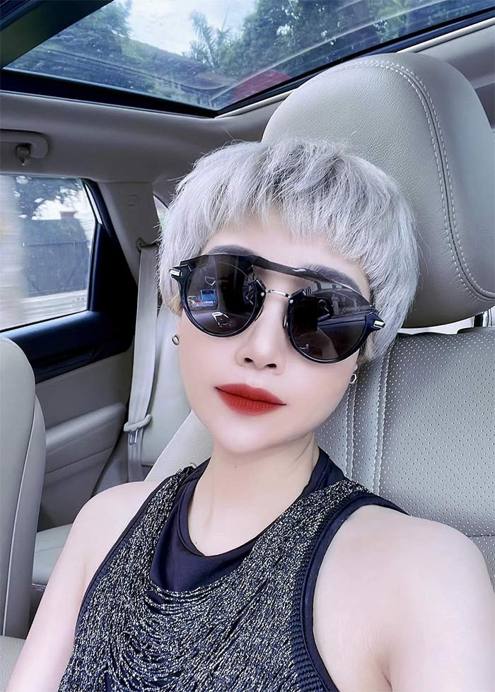 Vẻ cá tính thu hút của Ngọc Khuê mỗi khi cô xuất hiện. (Ảnh: FB Ngọc Khuê)