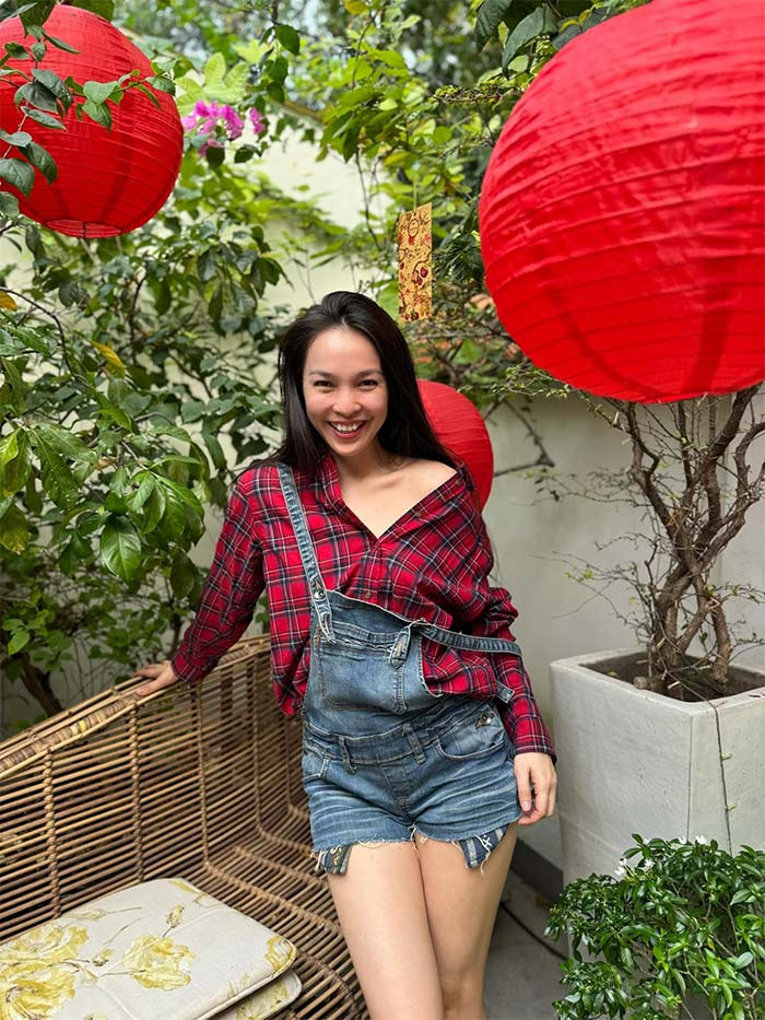 Hiền Thục và con gái rất thân thiết với nhau, có chuyện gì Gia Bảo cũng tâm sự với mẹ và ngược lại Hiền Thục cũng giãi bày với con mọi chuyện vui, buồn. (Ảnh: FB Hiền Thục)