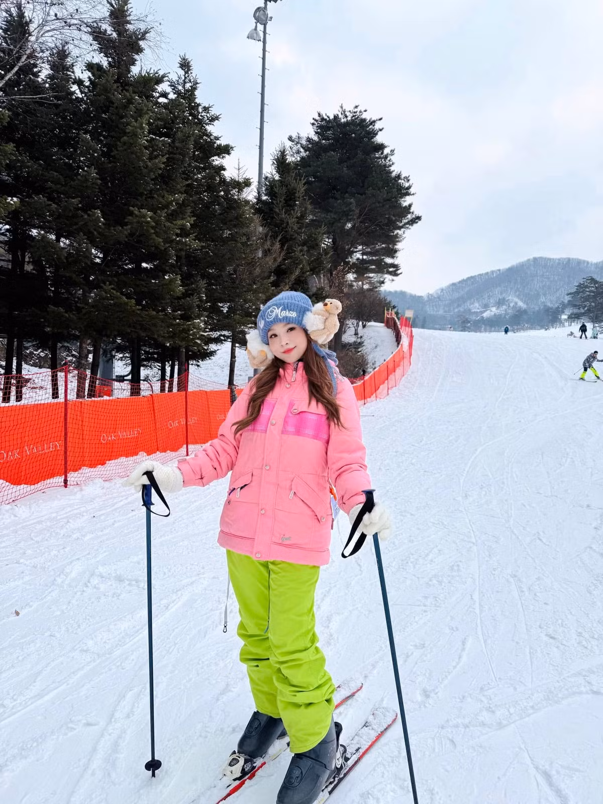 Theo dõi trang cá nhân của "phú bà" Huyền Baby, cô thường xuyên cập nhật hình ảnh đi chơi với nhiều món đồ hiệu đắt tiền. Ảnh: FB Đặng Ngọc Huyền