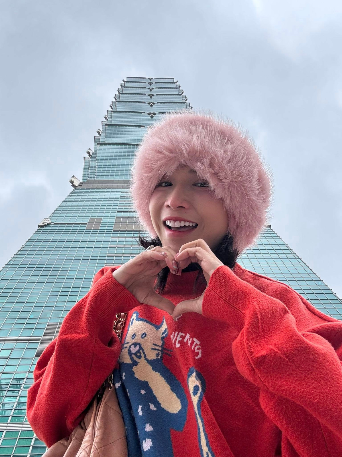 Khả Như xuất hiện với giao diện trẻ trung. Ảnh: FB Khả Như Trần