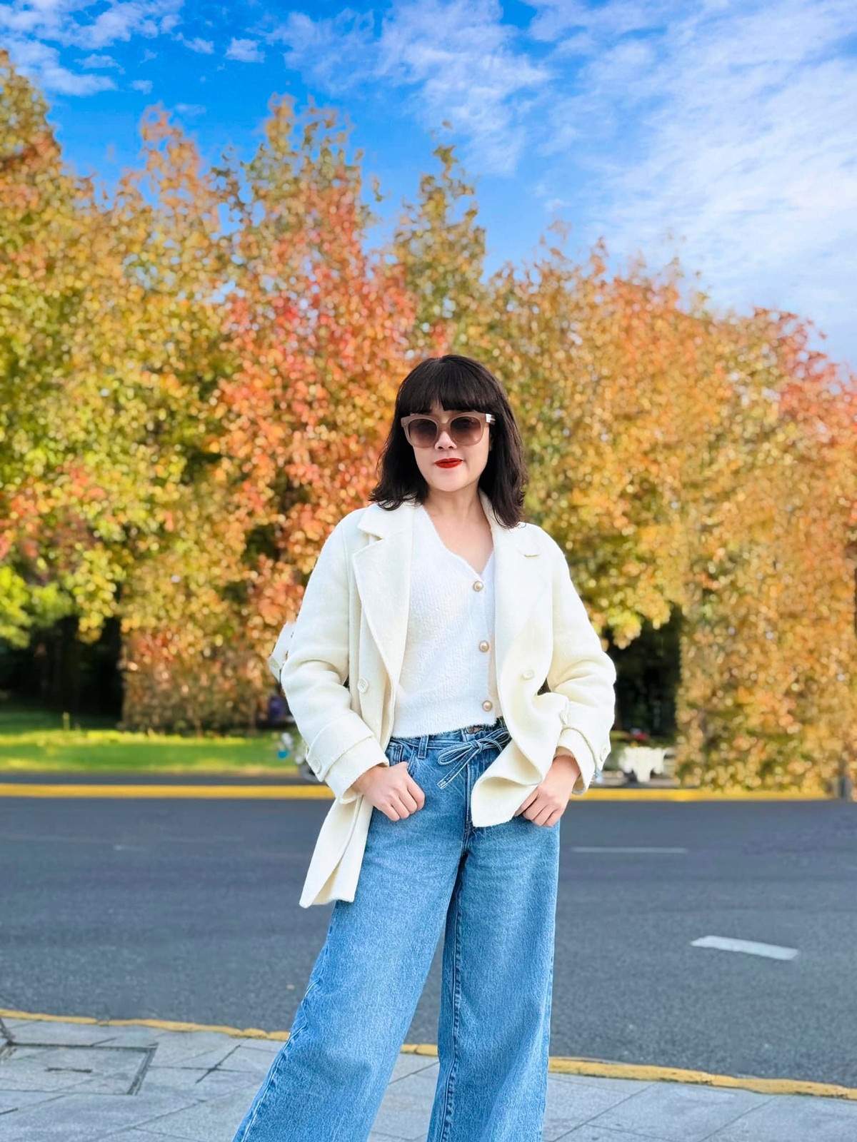 Trên trang cá nhân, nữ diễn viên thường xuyên cập nhật hình ảnh đời thường, khoe vẻ trẻ trung, tươi tắn. Ảnh: FB Vân Dung