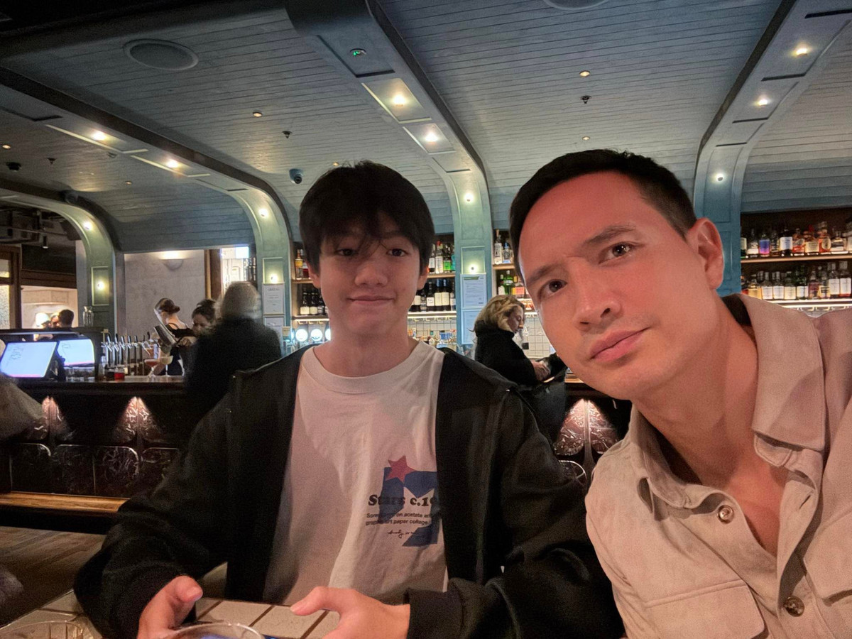  Tin tức sao Việt 4/5: Kim Lý đồng hành cùng Subeo trong chuyến đi đến New Zealand để xem trường chuẩn bị cho kỳ du học sắp tới. Ảnh: FB Ho Ngoc Ha