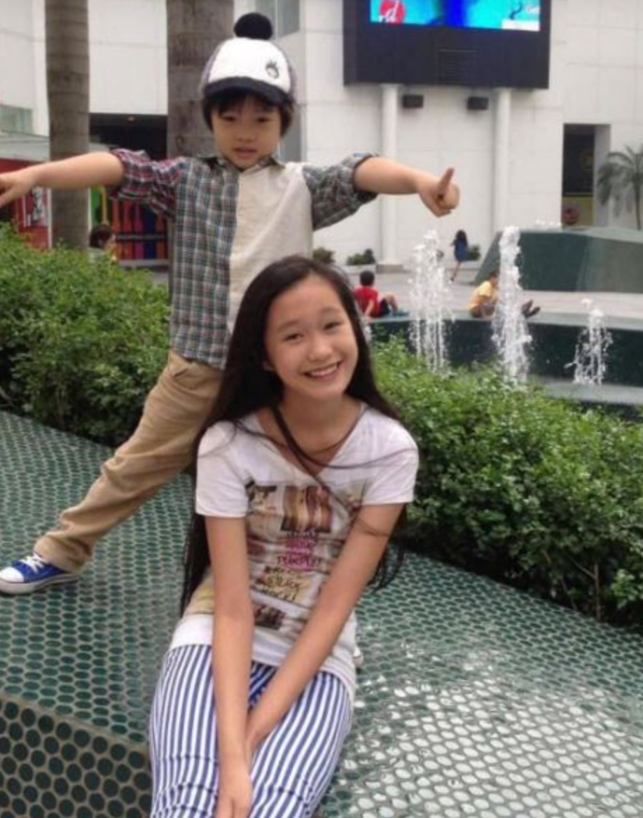 Doãn Hải My từ nhỏ đã dễ thương. Đến khi lớn lên, mái tóc dài mượt mà, đôi lông mày thanh tú cùng đôi môi cong ngày càng xinh đẹp hơn. Ảnh: Dân Việt
