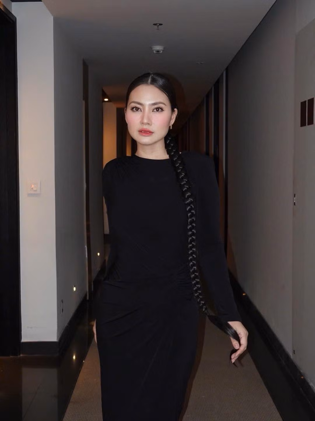 Sau khi tạm dừng sự nghiệp diễn xuất, Ngọc Lan tự tin thể hiện phong cách thời trang yêu thích của mình. Ảnh: FB Ngọc Lan Nguyễn