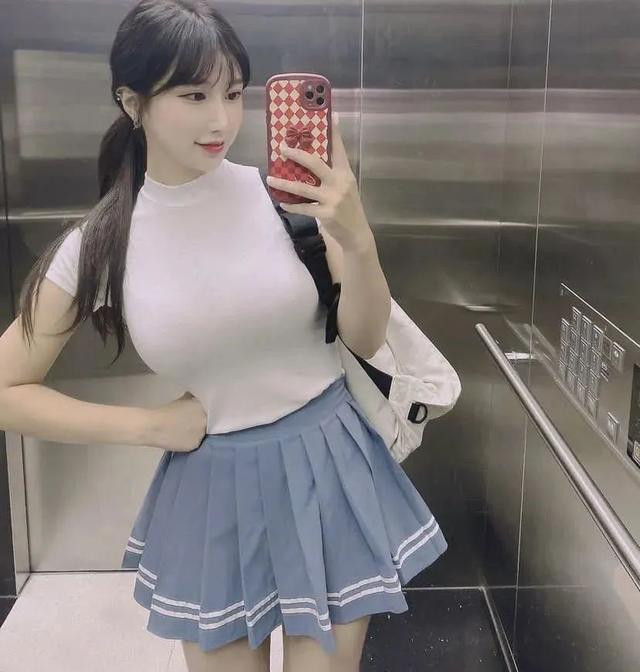 Cũng nhờ vậy cô nàng luôn giữ được thiện cảm của fan hâm mộ.