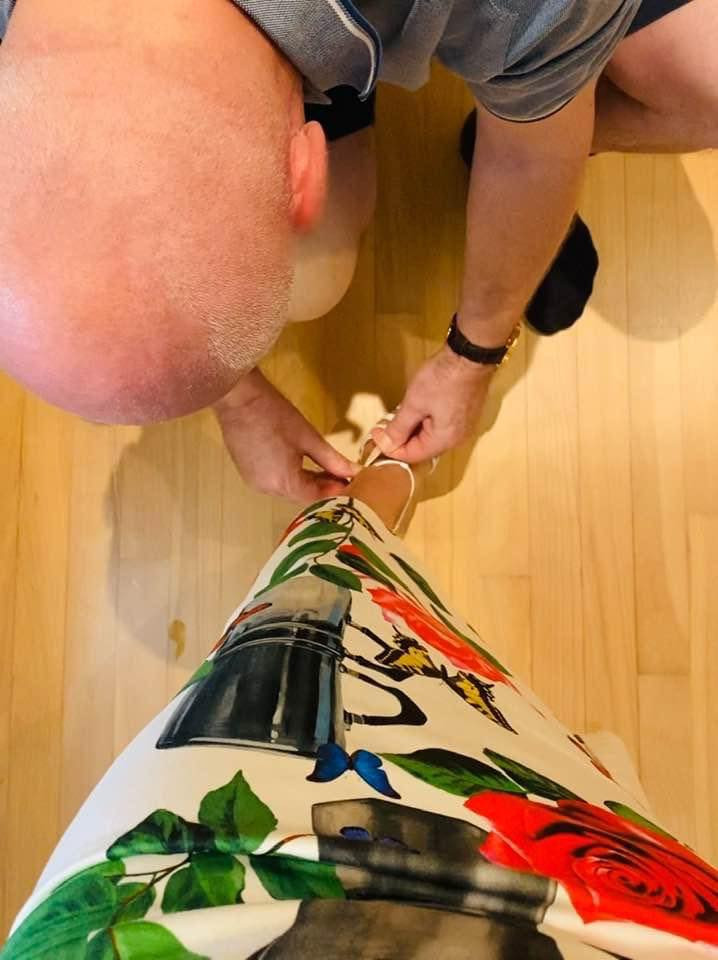 Nam doanh nhân chi tiền mua quà đắt đỏ tặng vợ như bộ đôi nhẫn đính hôn và nhẫn cưới bạc tỷ, bộ sưu tập đồng hồ Rolex, túi hiệu... Ảnh: FB Thu Minh Vu