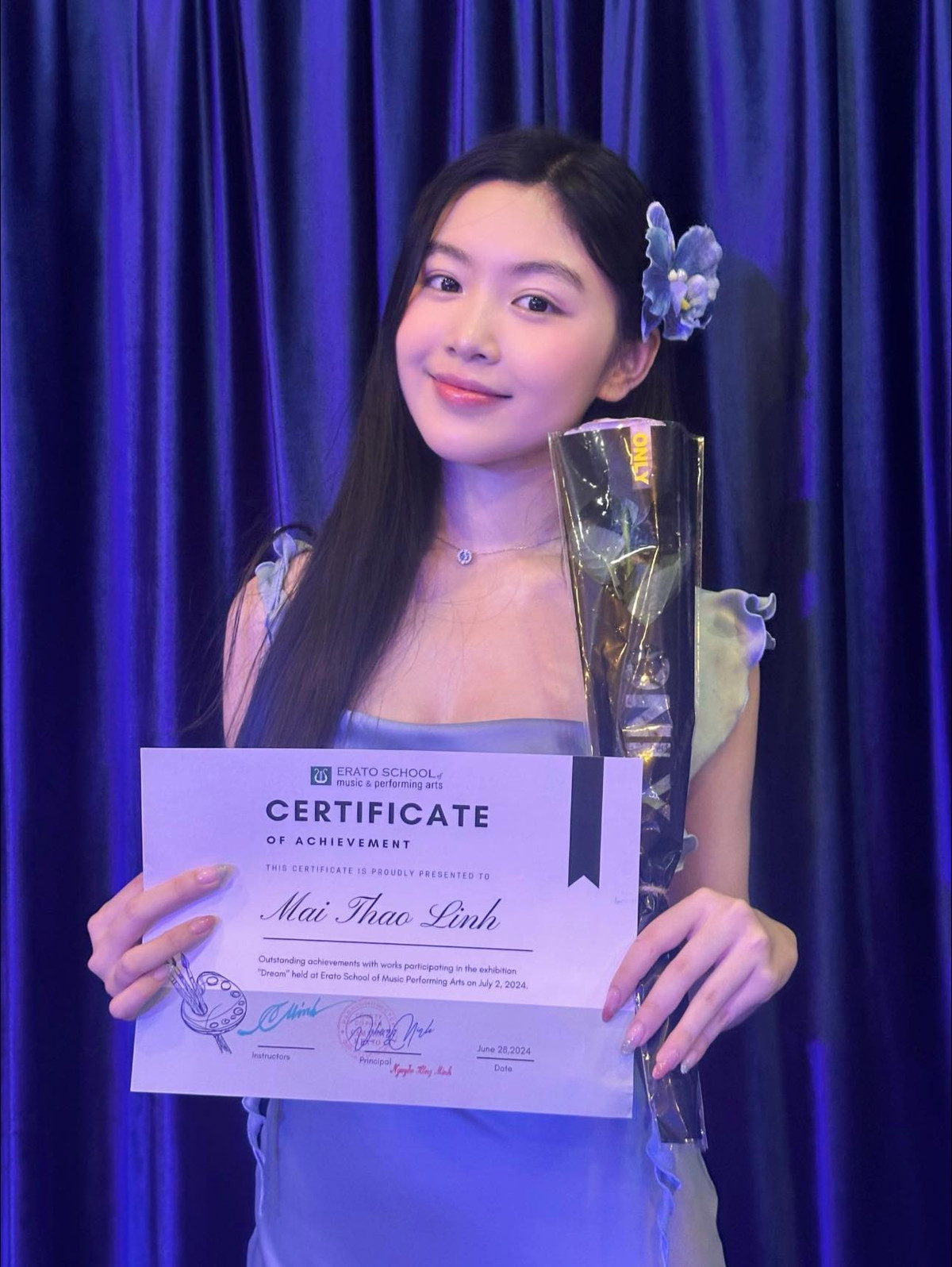 Không ít lần, bà xã của MC Quyền Linh đã hạnh phúc khoe những giải thưởng của con gái và nhận được nhiều lời chúc mừng từ người hâm mộ. Ảnh: FB Mai Thảo Linh