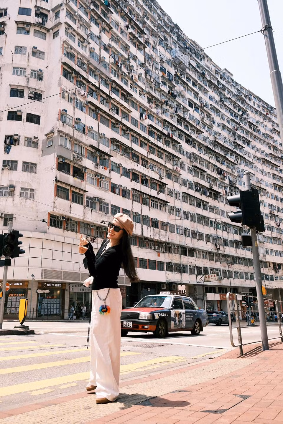 Ca sĩ Phương Linh tiếp tục "xả" ảnh chuyến du lịch Hồng Kông. Ảnh: Tran Phuong Linh