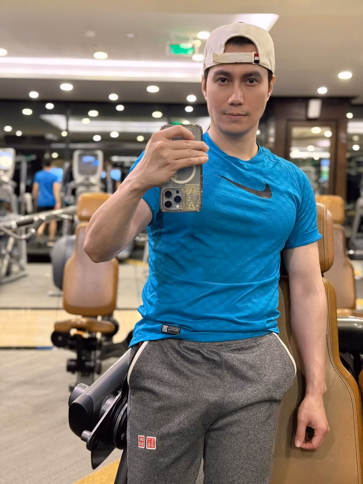 Diễn viên Việt Anh ngày càng khác lạ sau khi phẫu thuật thẩm mỹ. Ảnh: FB Nguyen Le Viet Anh