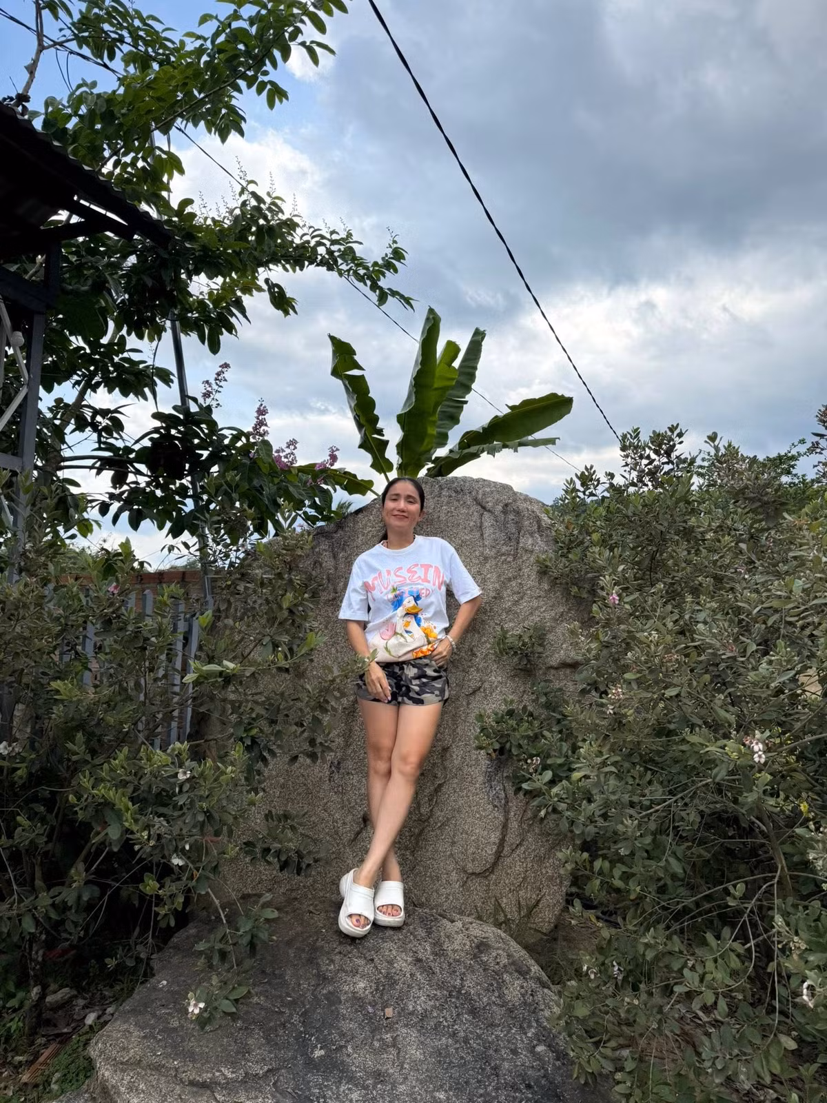 Cát Tường check in ở Bình Thuận. Ảnh: FB Nguyễn Trí Cát Tường