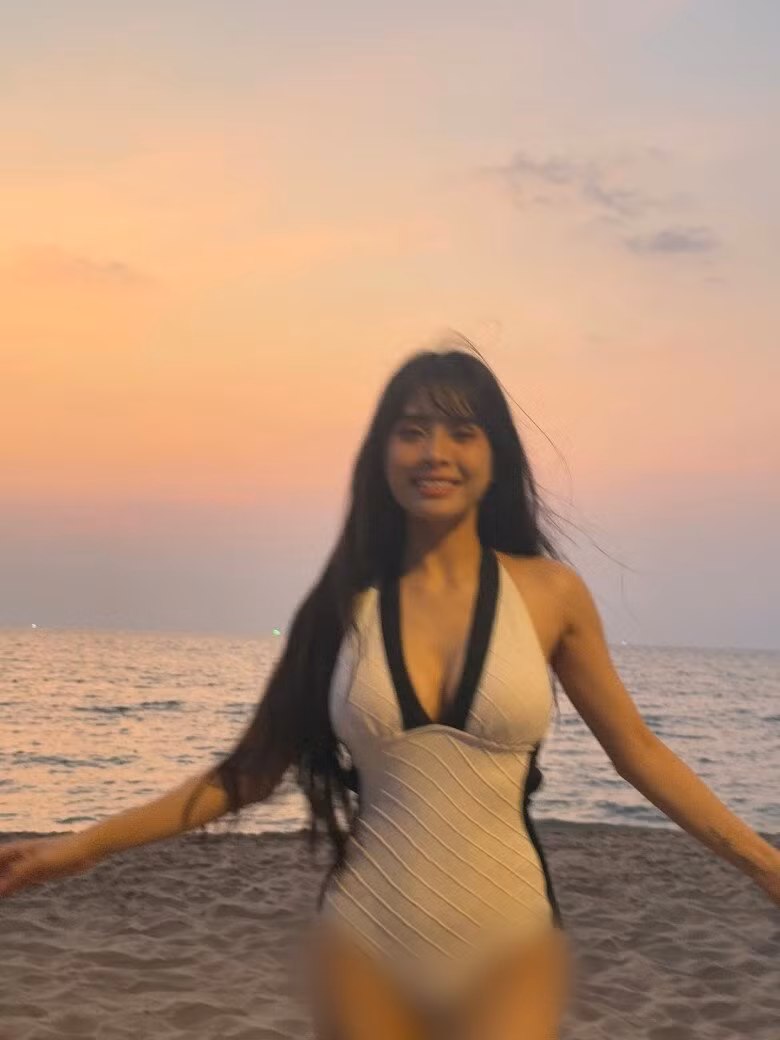 Bên cạnh cuộc sống viên mãn, thân hình nóng bỏng của ca nương Kiều Anh cũng gây ấn tượng không kém. Ảnh: IG kieuanhmuzik