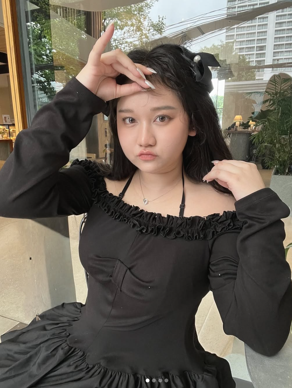 Nhiều người bày tỏ sự ngưỡng mộ trước vẻ đẹp tự nhiên, không gượng ép và tinh thần lạc quan của nữ diễn viên. Ảnh: IG trucanhhh_