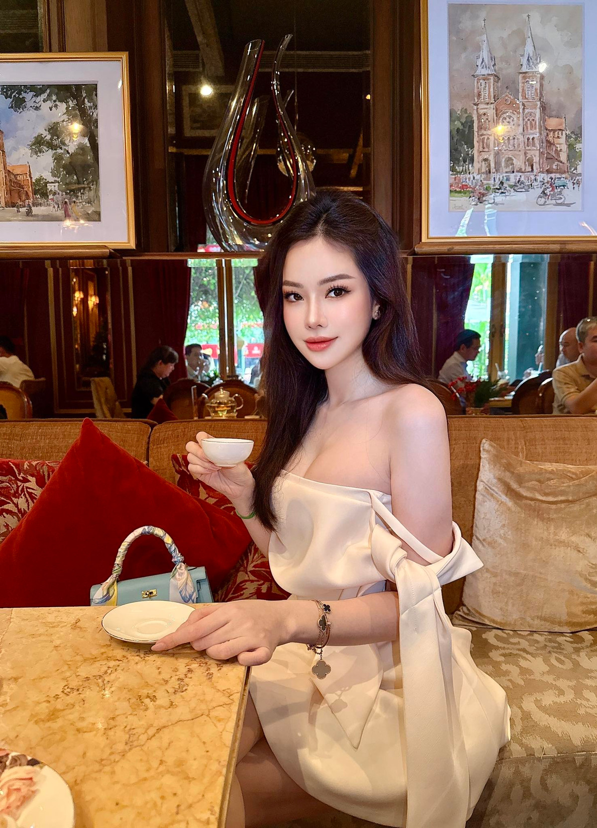 Đào Lan Phương chia sẻ: "Làm gì có độ tuổi nào là đẹp nhất. Trạng thái tốt nhất... thì tuổi nào cũng đẹp". Ảnh: FB Đào Lan Phương