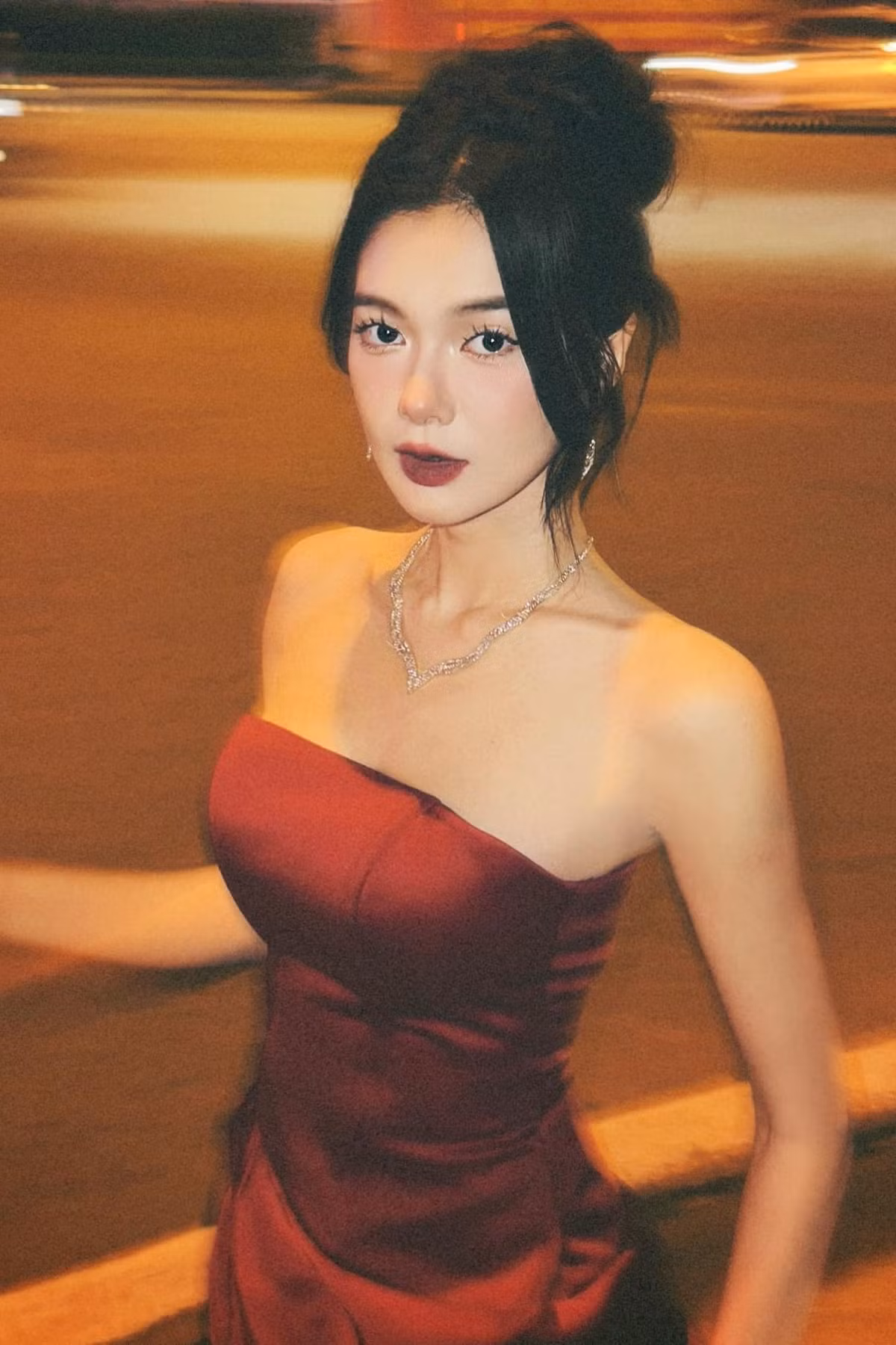 Sự đối lập giữa hình ảnh trên phim và ngoài đời của Yên Đan khiến nhiều người bất ngờ. Ảnh: FB Yên Đan Đỗ