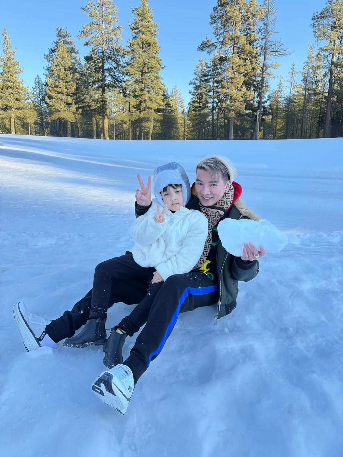 Đàm Vĩnh Hưng nói những điều nhỏ bé, giản dị thế này đủ làm anh hạnh phúc. Ảnh: FB Dam Vinh Hung