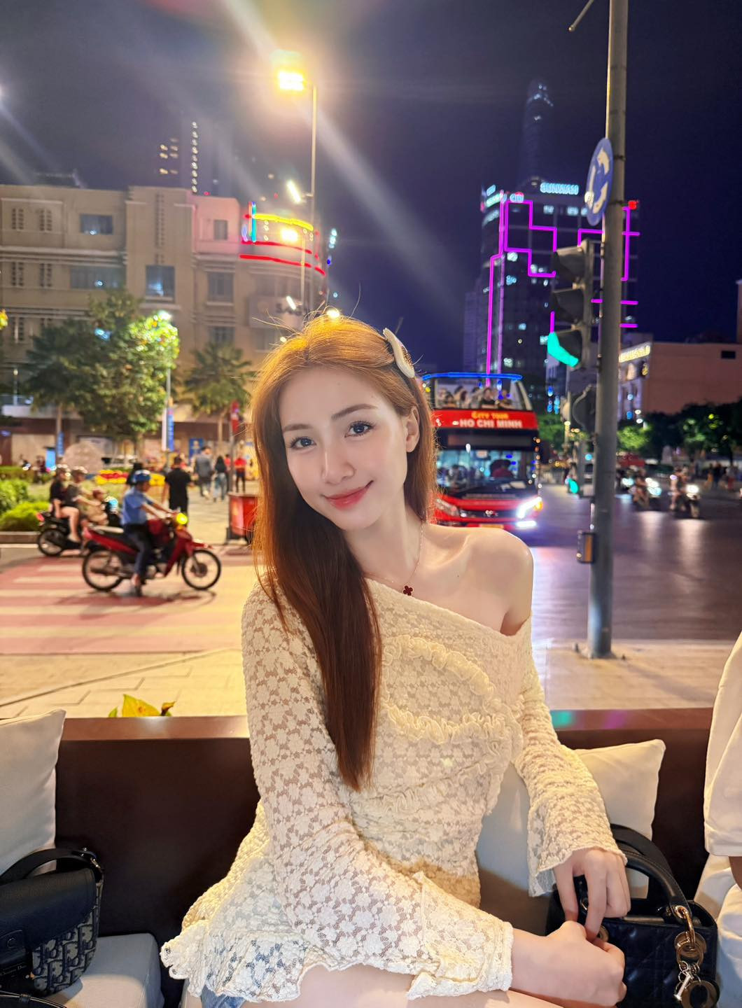 Hoà Minzy chia sẻ chuẩn bị về quê Bắc Ninh để đón Tết bên gia đình. Ảnh: FB Hòa Minzy