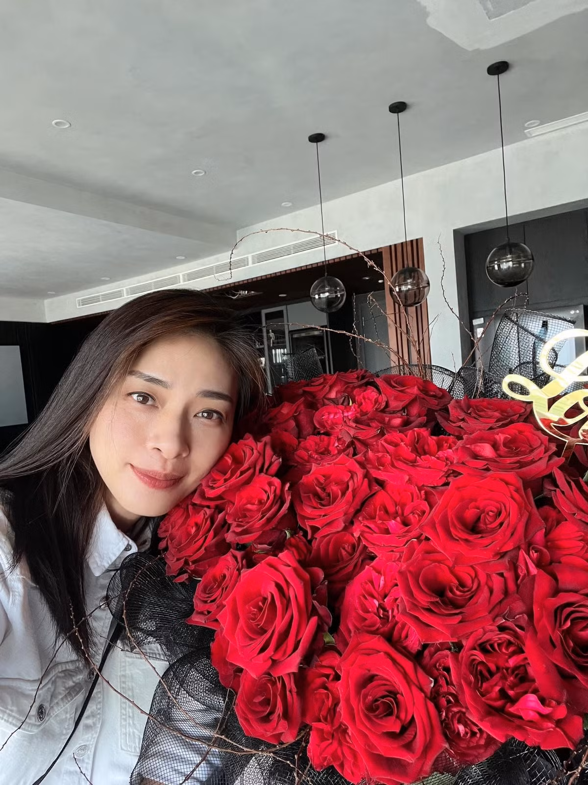 Dù đã bước sang tuổi 46, Ngô Thanh Vân vẫn giữ được nhan sắc trẻ trung, quyến rũ. Ảnh: FB Ngo Thanh Van