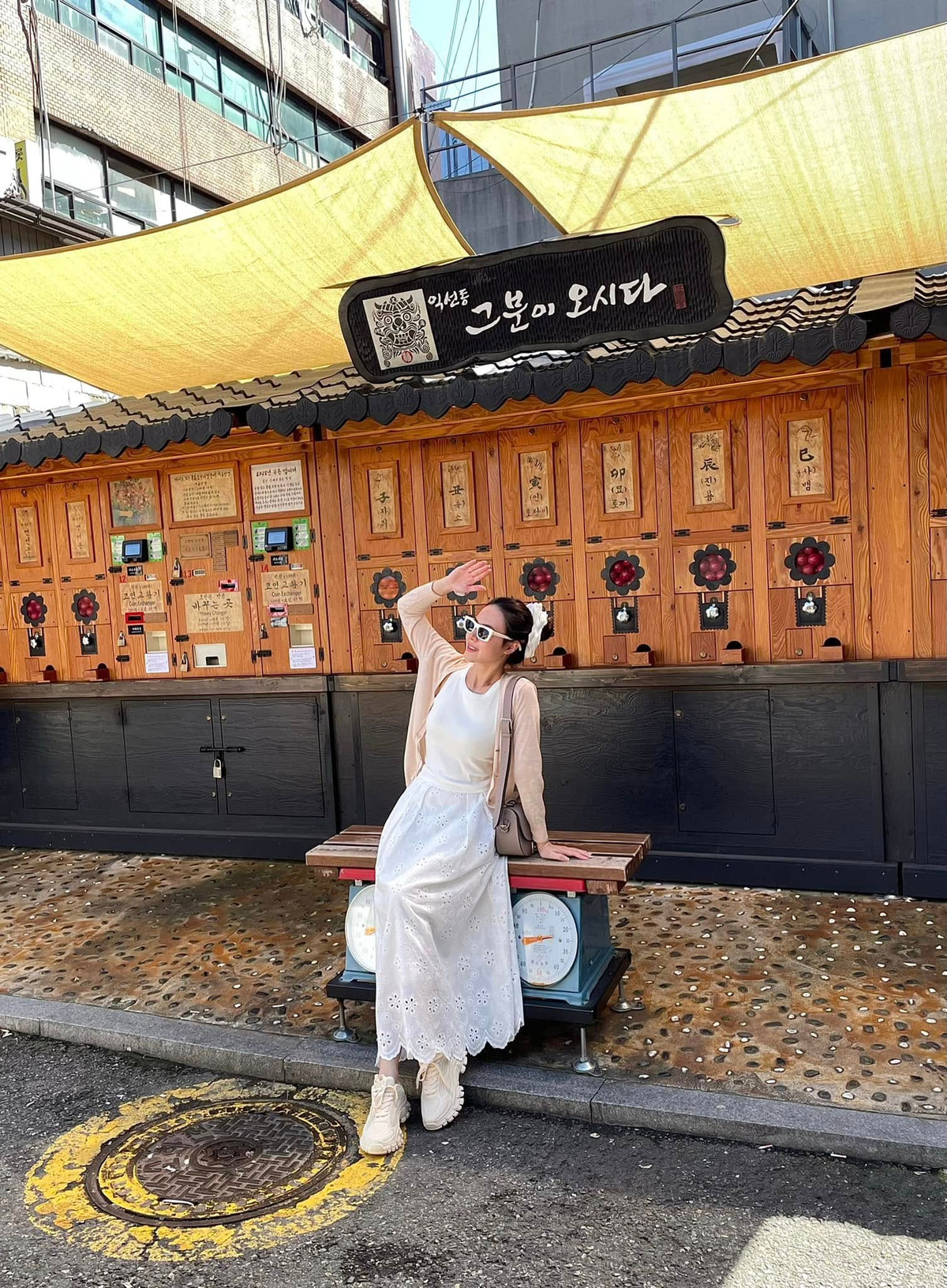 Midu không bị giới hạn trong một phong cách nhất định. Cô nàng tự tin thử nghiệm nhiều phong cách khác nhau. Ảnh: FB Đặng Thị Mỹ Dung