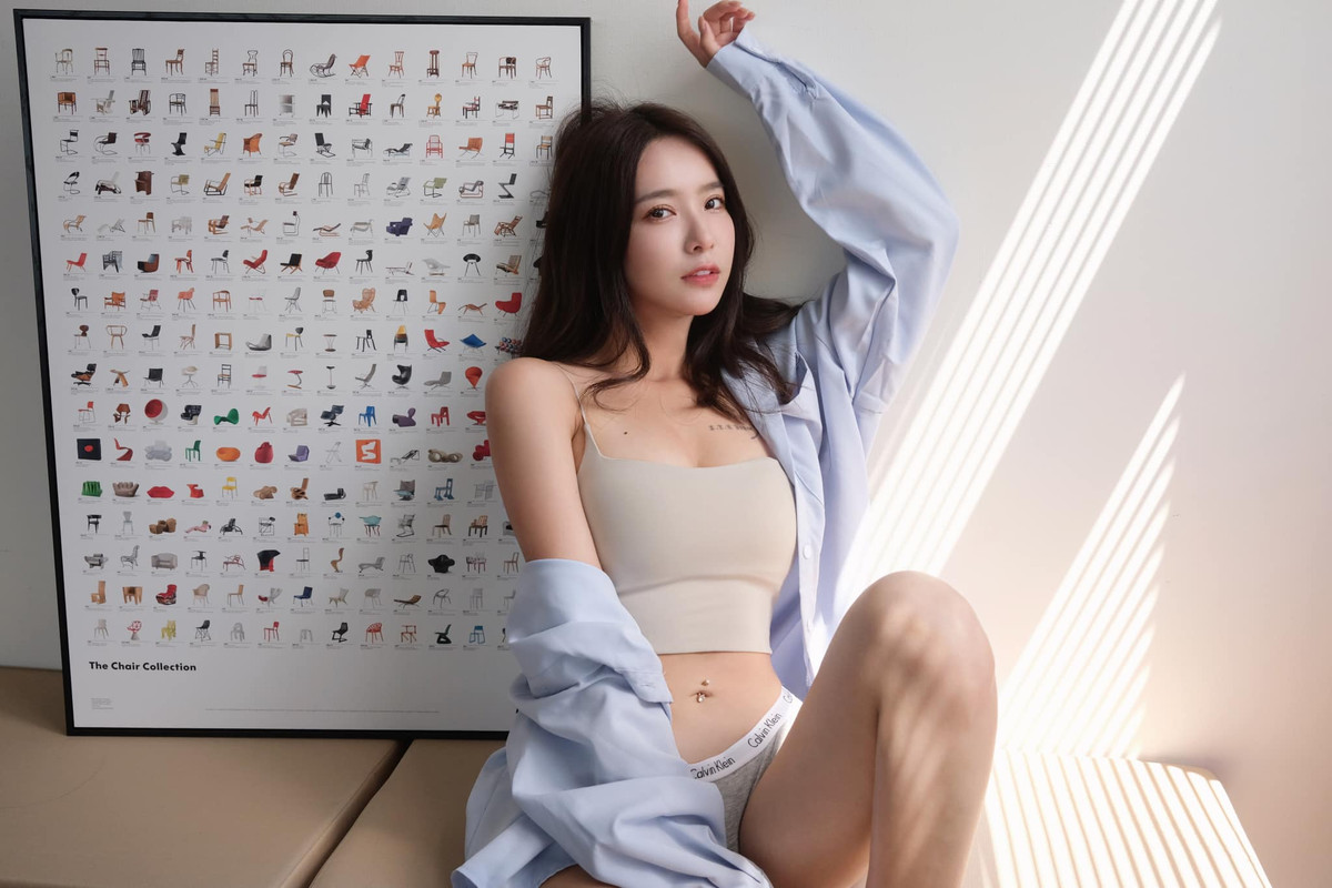 Điều mà dân tình ấn tượng nhất ở cô gái này lại chính là vóc dáng cực bốc lửa mà cô sở hữu.