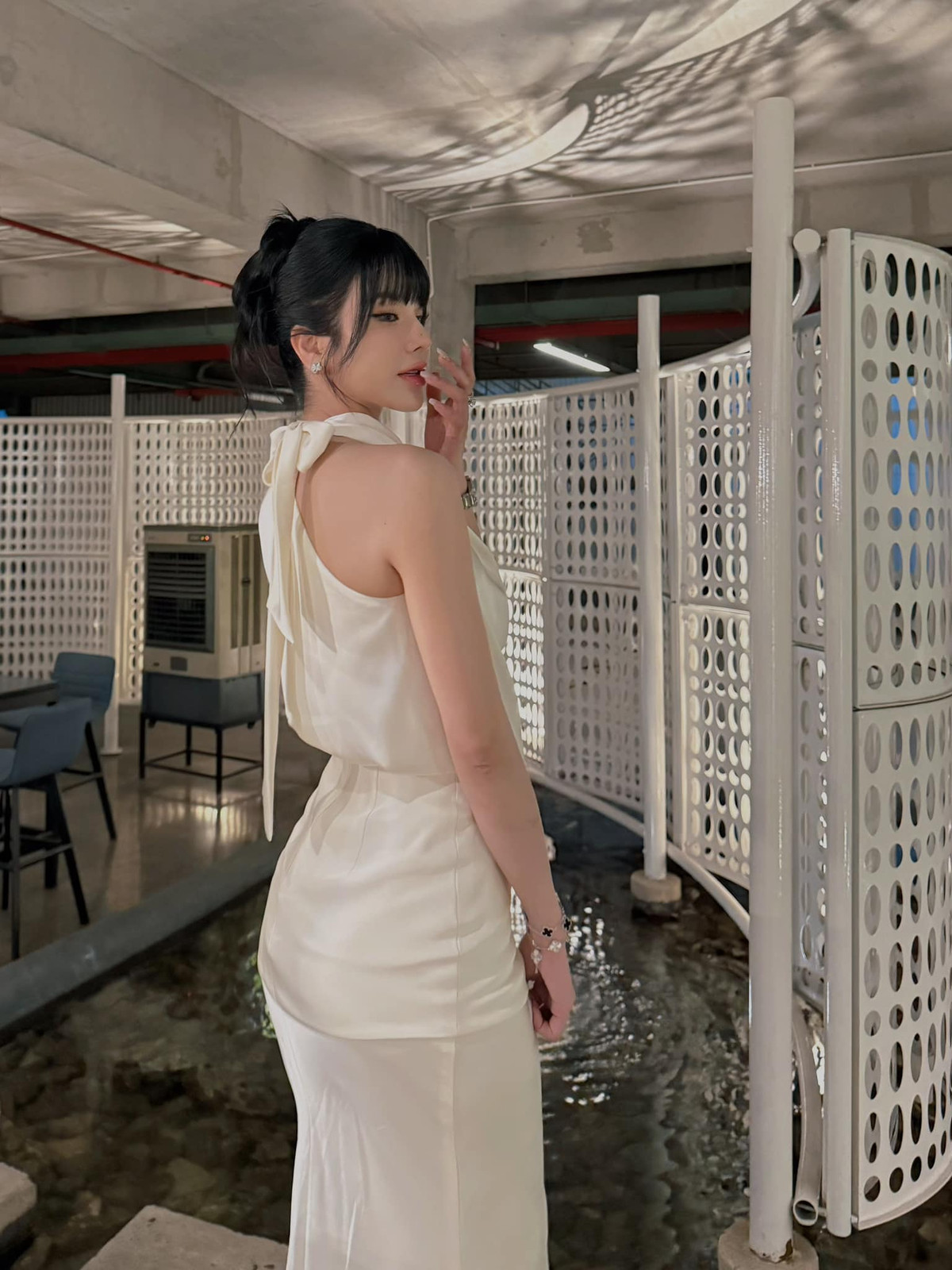 Diệp Lâm Anh được khen ngày càng trẻ đẹp sau khi công khai có tình yêu mới. Ảnh: FB Diep Lam Anh