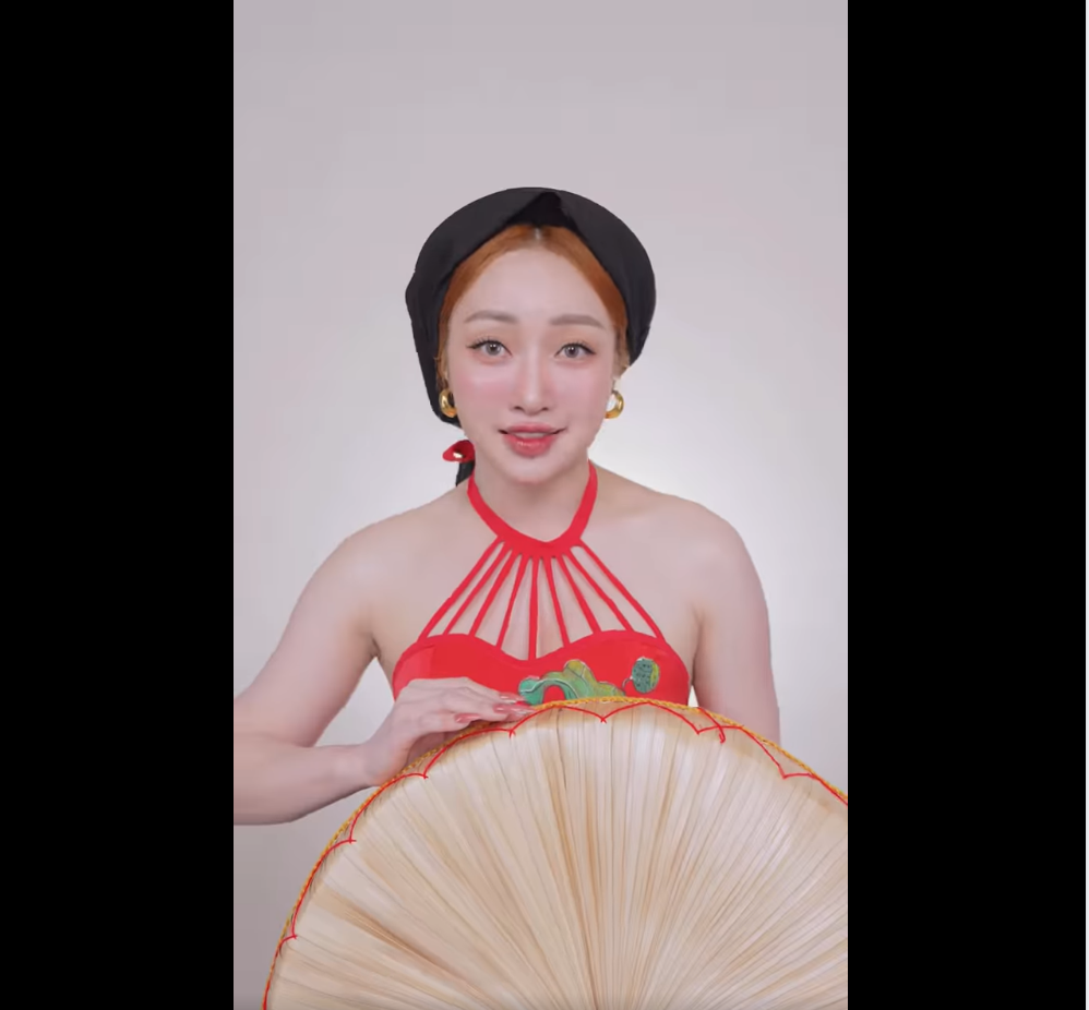 Mới đây nhất, bà xã diễn viên Chi Bảo - Lý Thuỳ Chang "đu trend", cosplay thành nhân vật "em gái Bắc Bling", nhảy múa quay video đăng lên mạng xã hội. Ảnh chụp màn hình