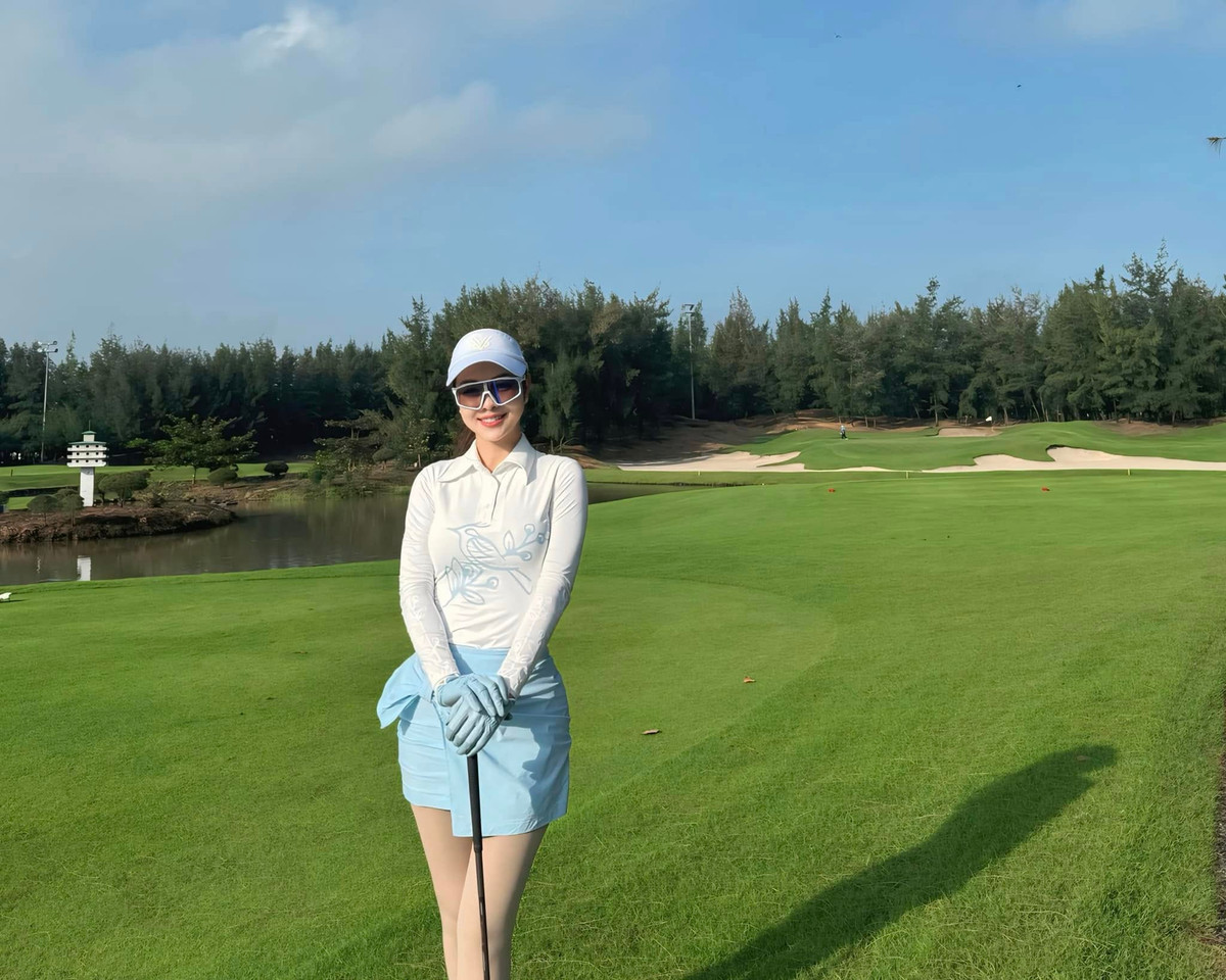 Nhiều người không khỏi ngưỡng mộ và dành những lời khen ngợi cho bà mẹ 4 con này. Ảnh: FB Jennifer Pham