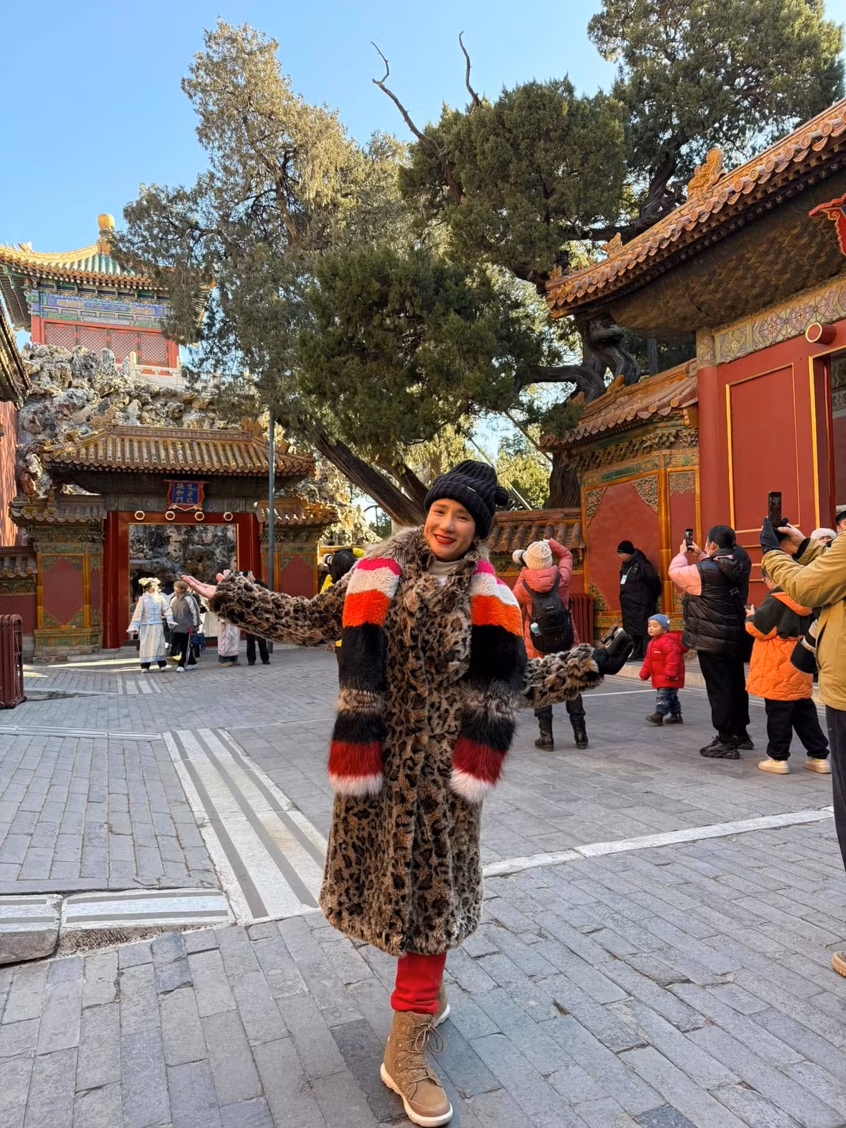 MC Cát Tường check in Trung Quốc. Ảnh: FB Nguyễn Trí Cát Tường