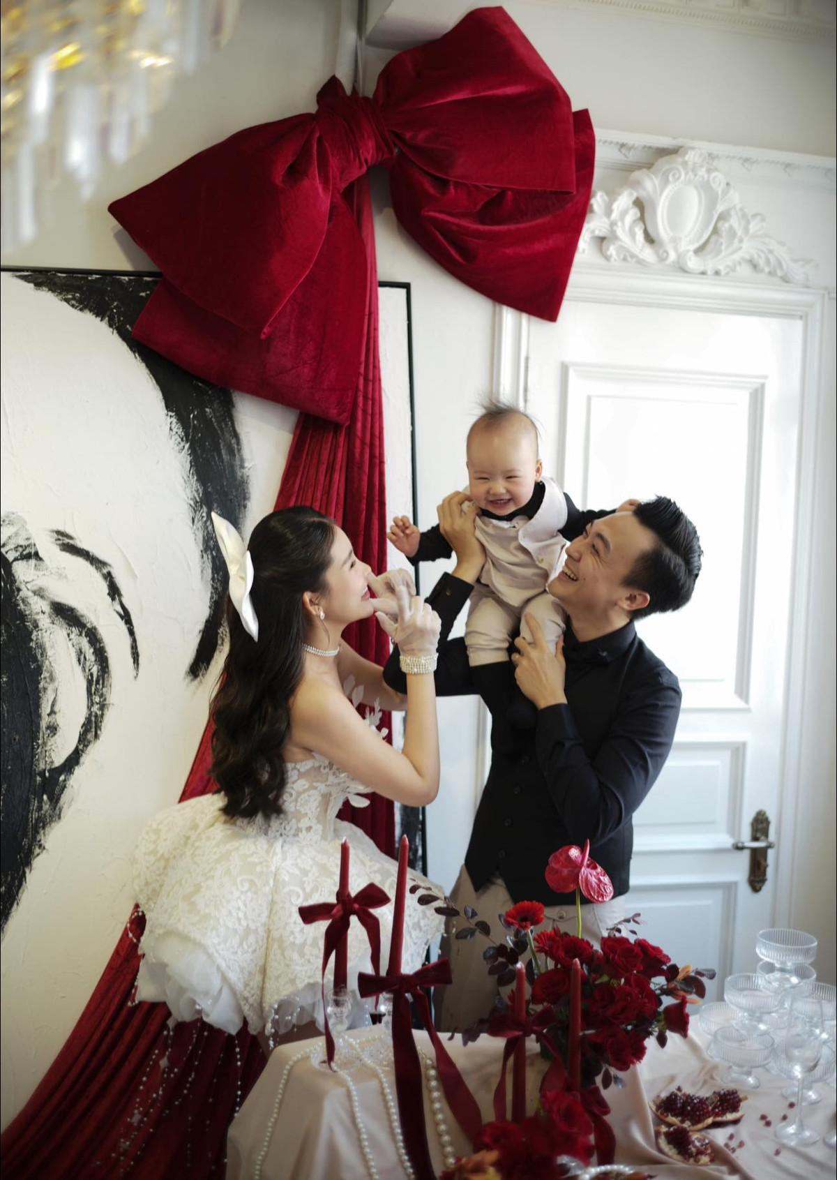 Hoa hậu Lê Âu Ngân Anh hạnh phúc với những gì mình đang có. Ảnh: FB Lê Âu Ngân Anh