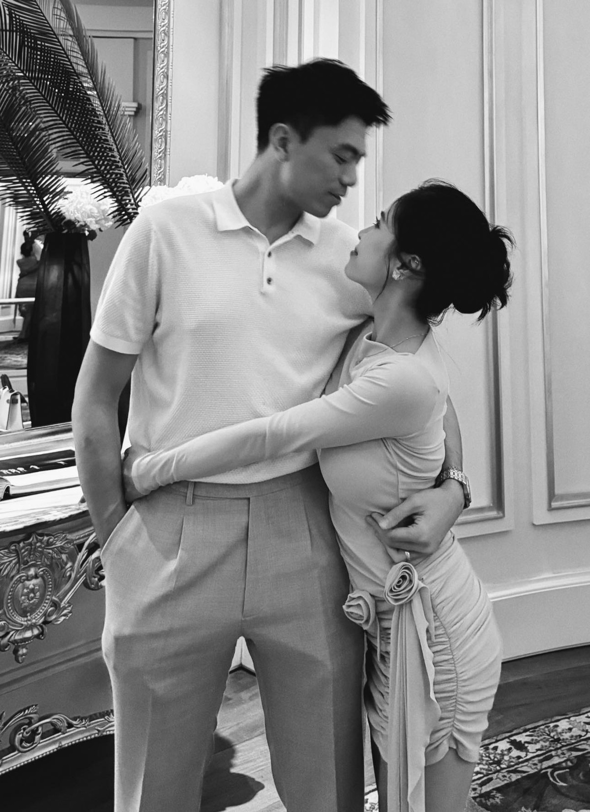 Bên cạnh đó, ca nương Kiều Anh còn gây chú ý với bộ sưu tập túi xách hàng hiệu không chỉ mang tính thời trang mà còn được xem như khoản đầu tư giá trị. Ảnh: FB Nguyen Kieu Anh