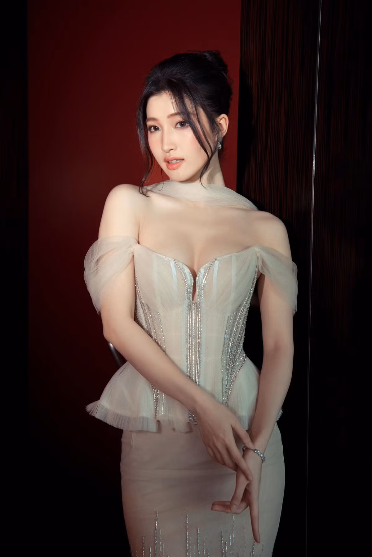 Phương Nhi là một trong những nàng hậu sở hữu nét đẹp tự nhiên. Ảnh: FB Nguyễn Phương Nhi