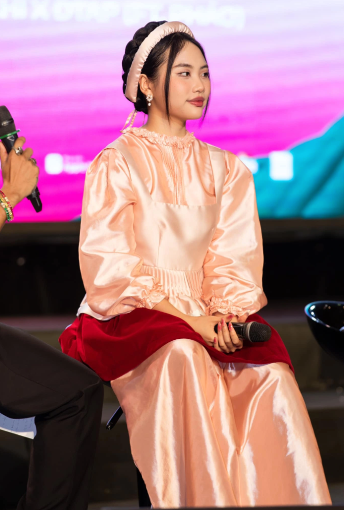 Mỗi sản phẩm âm nhạc của cô đều được khán giả đón nhận nồng nhiệt. Ảnh: FB Phương Mỹ Chi