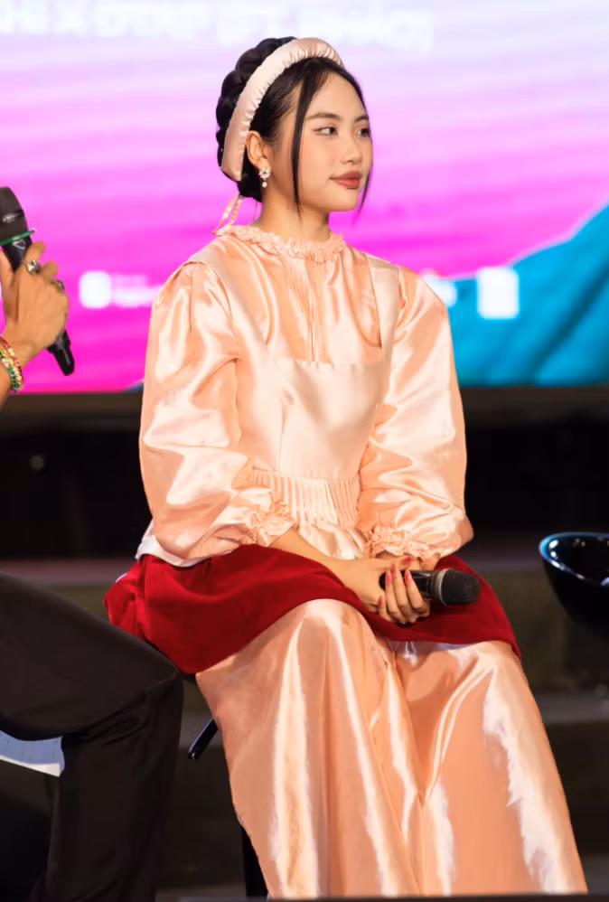 Mỗi sản phẩm âm nhạc của cô đều được khán giả đón nhận nồng nhiệt. Ảnh: FB Phương Mỹ Chi